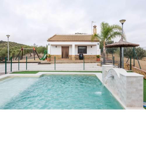 Quaint Holiday Home in Sevilla with Swimming Pool