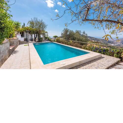 Quaint holiday home overlooking the sierra perfect for a romantic getaway