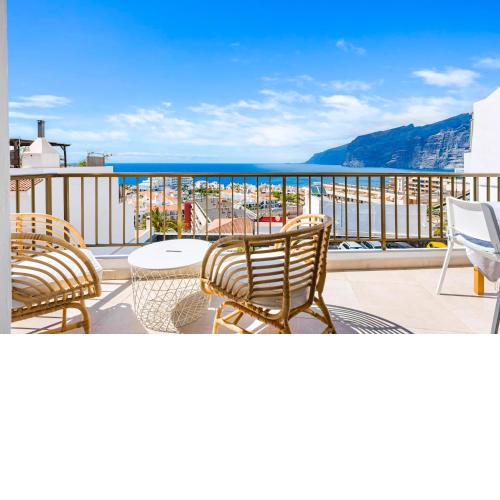 Quiet and cozy workation place near the town center with cliffs and ocean view