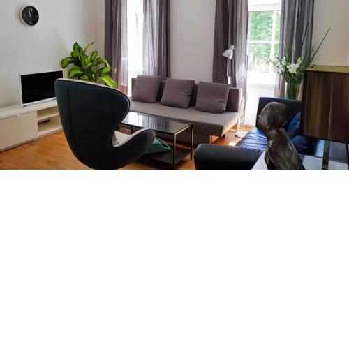 Quiet, newly renovated cozy apartment