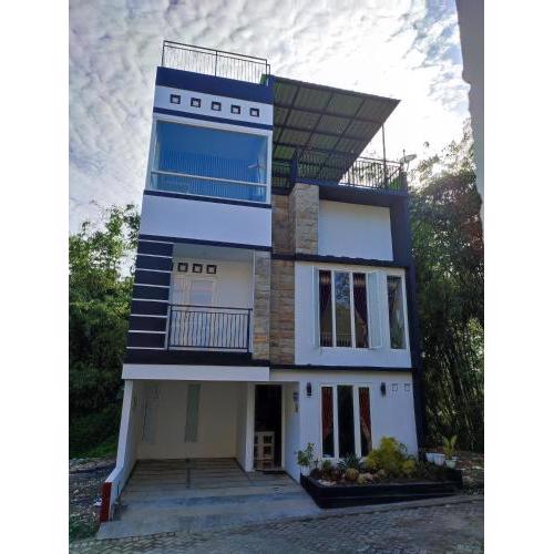 Quincy Villa Batu
