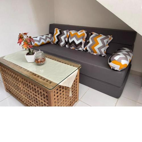 Qyuza House (Exclusive loft apartment in BSD CITY)