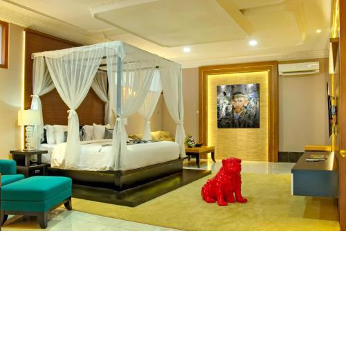 Raintree Boutique Villa & Gallery