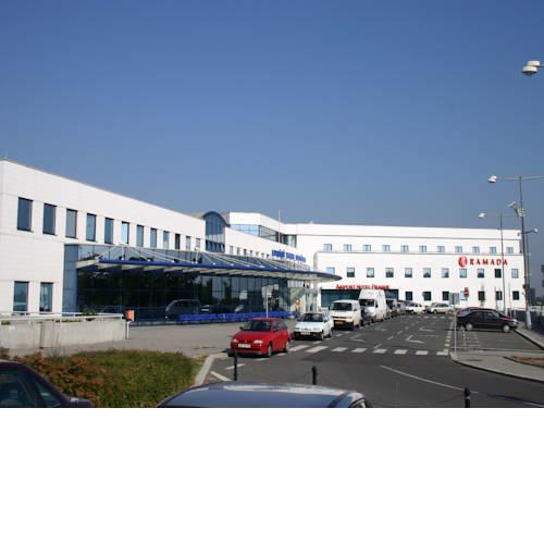 Ramada Airport Hotel Prague