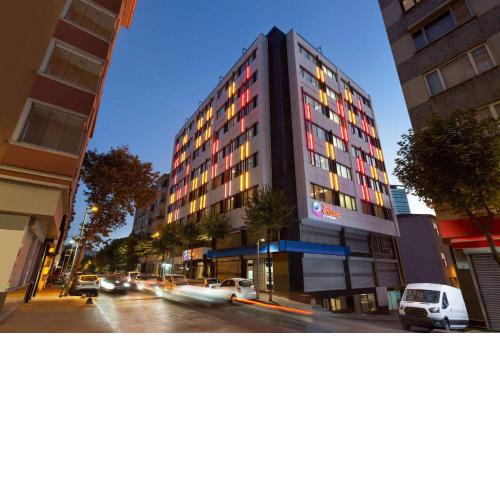 Ramada Encore by Wyndham Istanbul Sisli