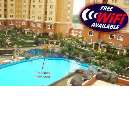 Rare & Spacious 97sqm Townhouse unit with Huge Garden and Pool, and In-Front-Of Neo Soho Mall