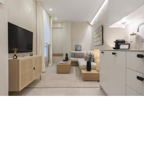 RECOLETOS EXCLUSIVE PRIVATE APARTMENT I -interior- Eleven Host