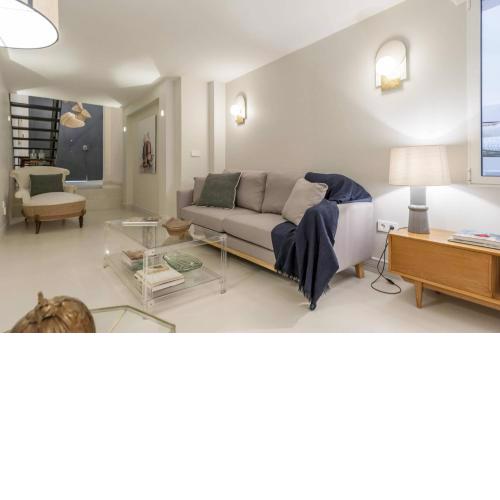 RECOLETOS EXCLUSIVE PRIVATE LOFT - Eleven Host