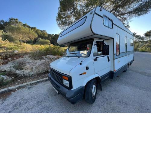 Recorre Ibiza en Autocaravana