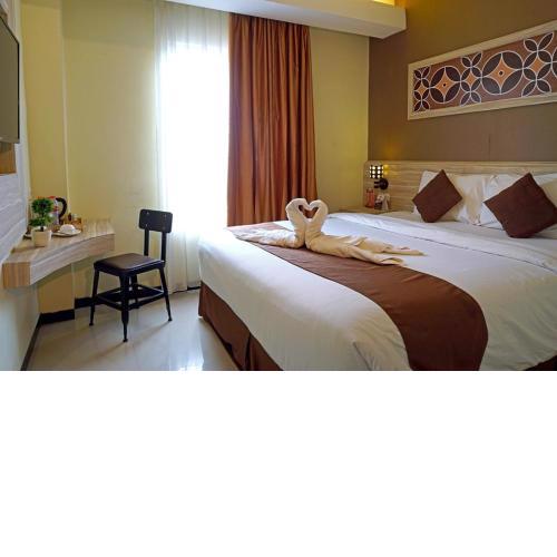 Red Chilies Hotel