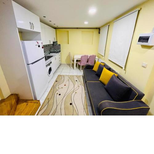 Red Dublex Tiny house in Taksim