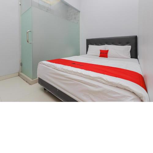 RedDoorz at Ngaggel Jaya Surabaya