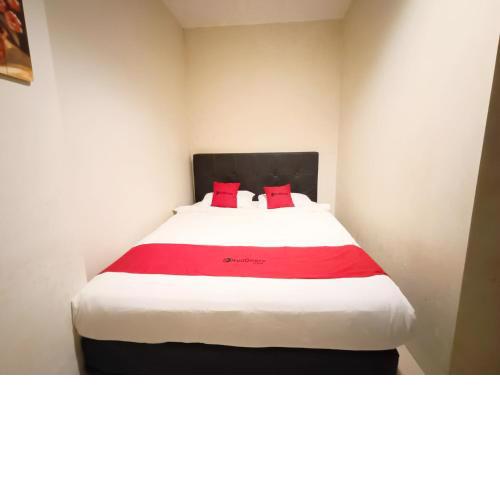 RedDoorz At Rids Hotel Manado
