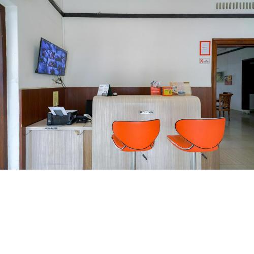 RedDoorz @ Avros Guest House Medan
