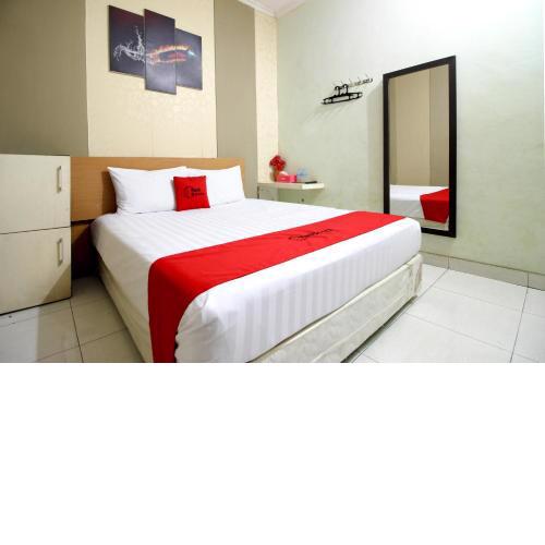 RedDoorz near Adisucipto Airport 3