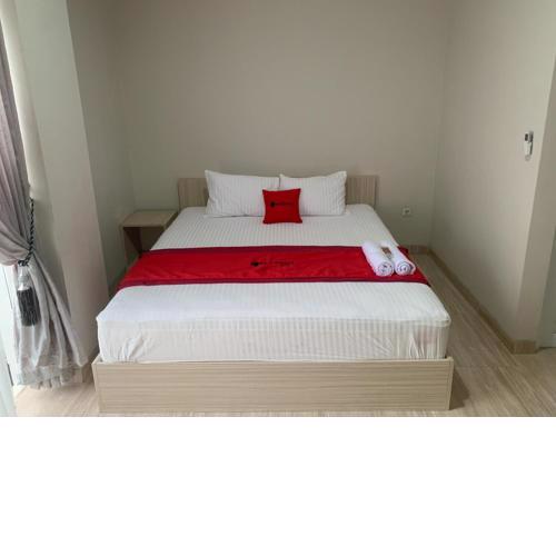 RedDoorz near Alun Alun Purbalingga