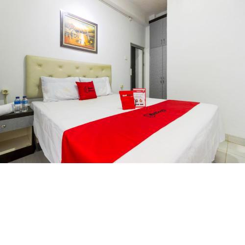 Reddoorz near Gajah Mada Plaza 2