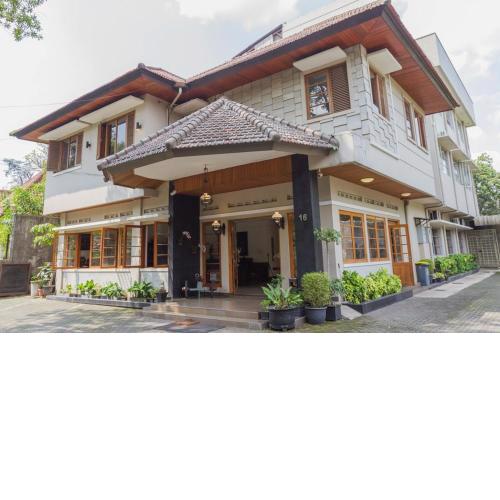 RedDoorz near Institut Teknologi Bandung 2