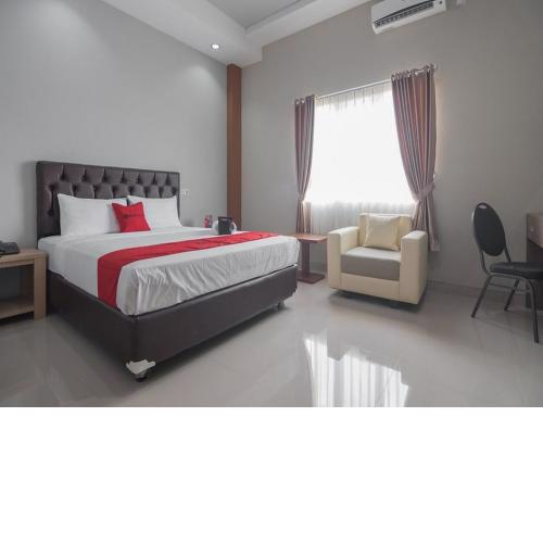 RedDoorz near Islamic Center Samarinda
