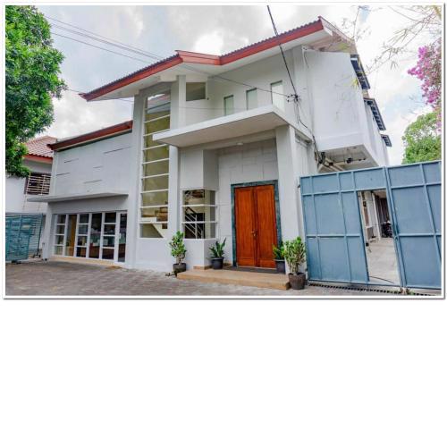 RedDoorz near Jogja City Mall 4
