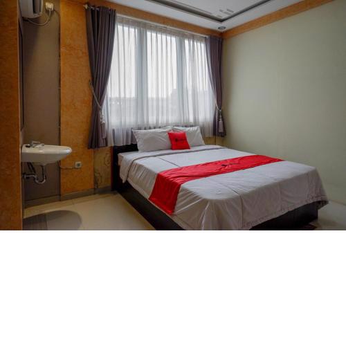 RedDoorz near MM UGM