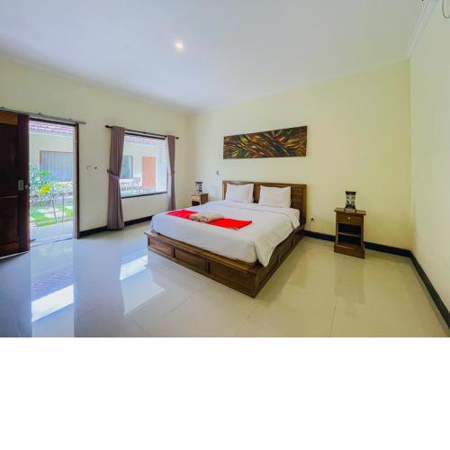RedDoorz Near Pantai Selong Belanak
