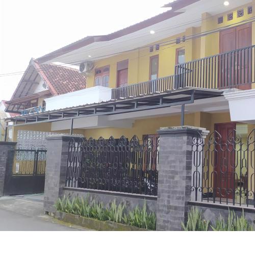 RedDoorz near Prawirotaman Yogyakarta