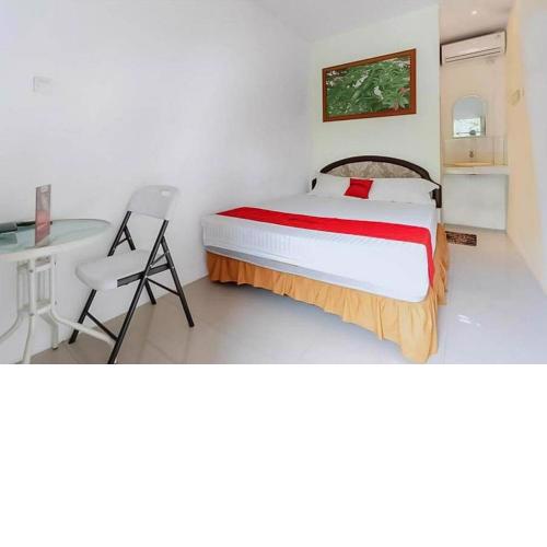 RedDoorz near RS Mitra Keluarga Depok