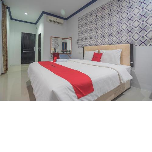 RedDoorz Near RSUD Embung Fatimah Batam