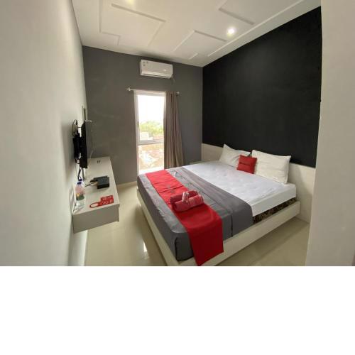 RedDoorz near RSUD Margono Purwokerto 3