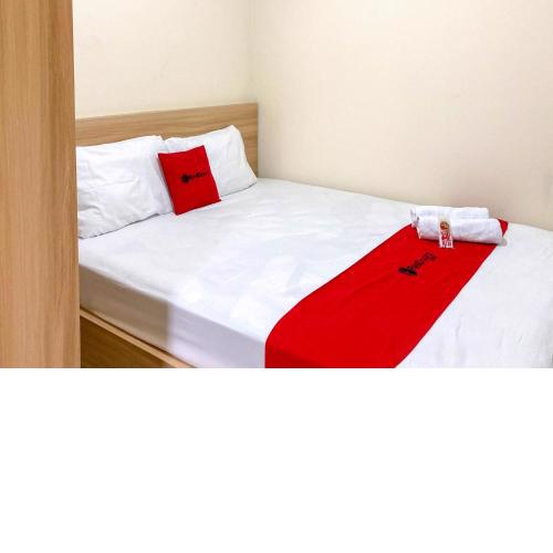 RedDoorz near Sleman City Hall Yogyakarta