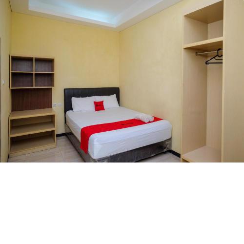 RedDoorz near Taman Pantai Alam Indah Tegal
