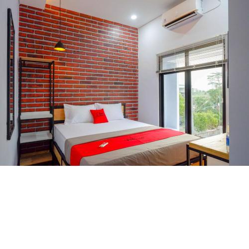RedDoorz near Universitas Muhammadiyah Purwokerto 2