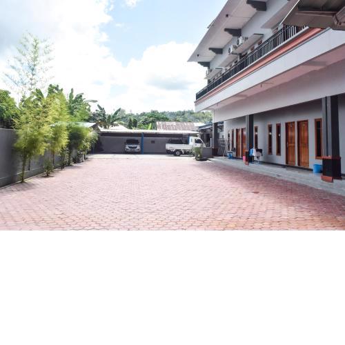 RedDoorz near Universitas Pattimura Ambon
