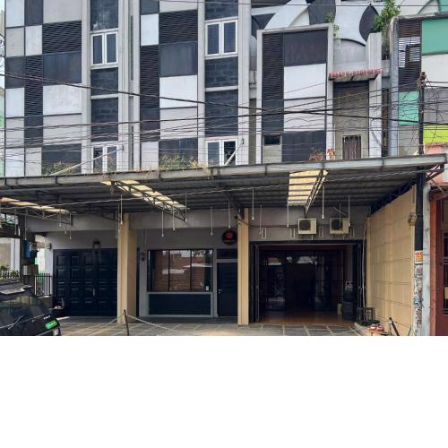 RedDoorz near Waterpark Citra Garden Medan