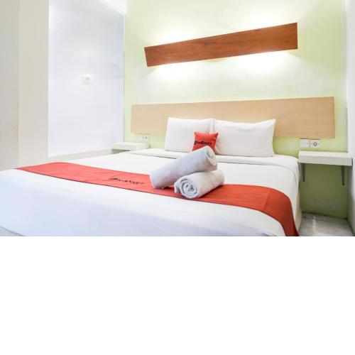 RedDoorz Plus at Sunrise Hotel Sanur