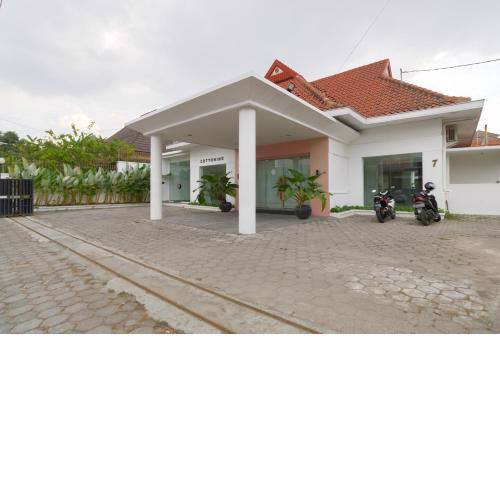 RedDoorz Plus @ Demangan Gejayan
