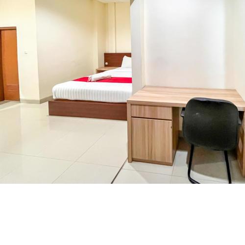 RedDoorz Plus @ Grand Tabona Hotel Ternate