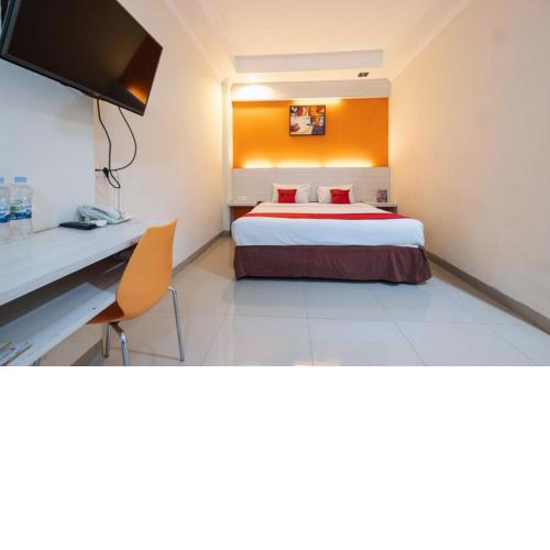 RedDoorz Plus @ Hotel Alden Makassar
