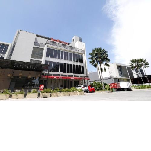 RedDoorz Plus @ Kapuk Business Park