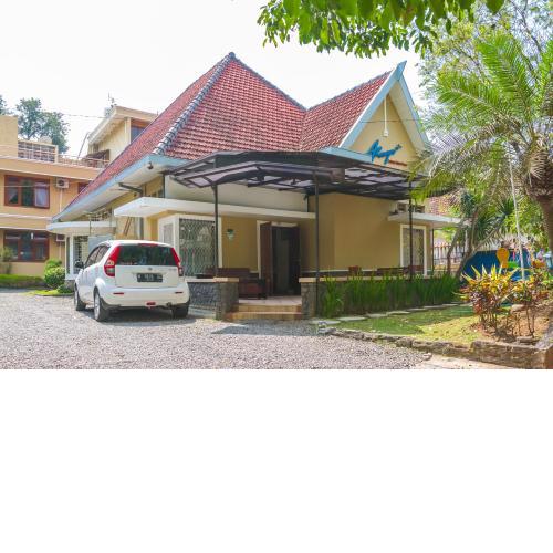 RedDoorz Plus near Brawijaya Museum