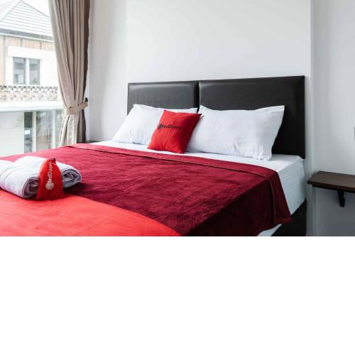 RedDoorz Plus near ICE BSD 2