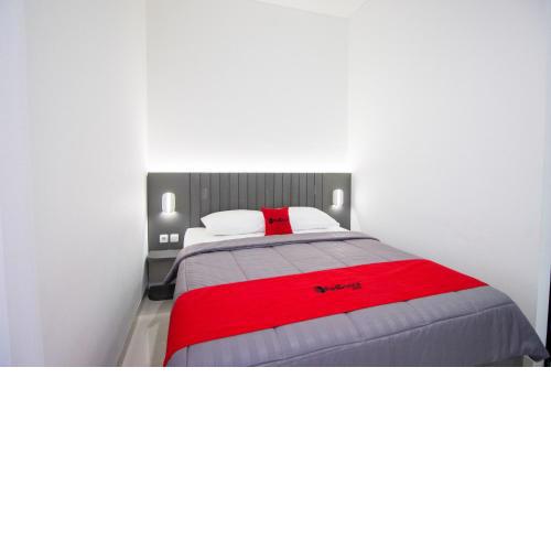 RedDoorz Plus near JCM Yogyakarta 2