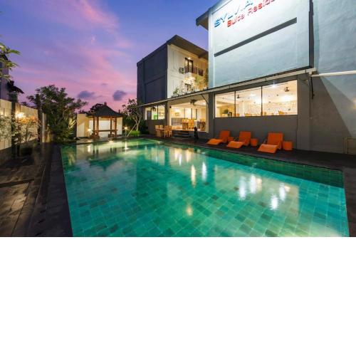 RedDoorz Plus near Mall Bali Galeria 2