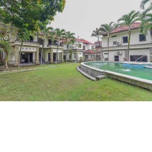 RedDoorz Plus near Seminyak Square