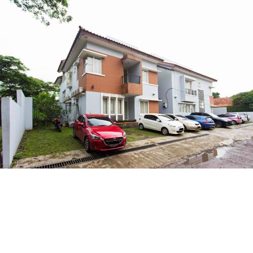 RedDoorz Plus near Siloam Karawaci
