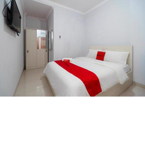 RedDoorz Plus near Simpang Tiga Tritayasa Cilegon