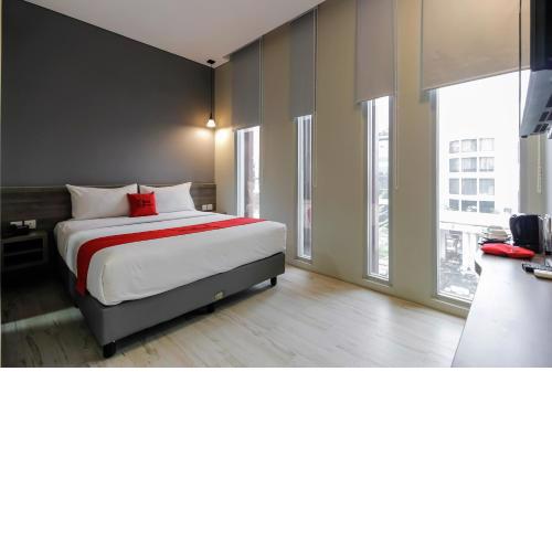 RedDoorz Plus near Tebet