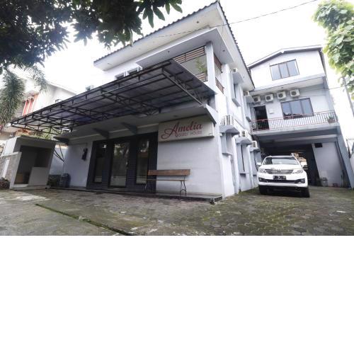 RedDoorz Plus near Undip Tembalang