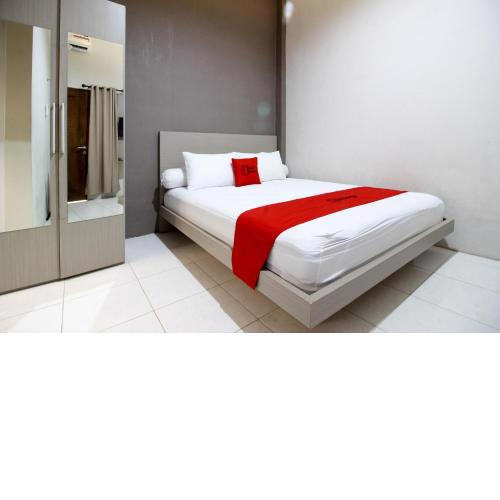 RedDoorz Plus near UPN Jogjakarta 2